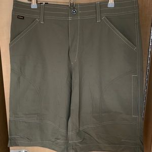 NWT Kühl Cargo Shorts Khaki Size 36
